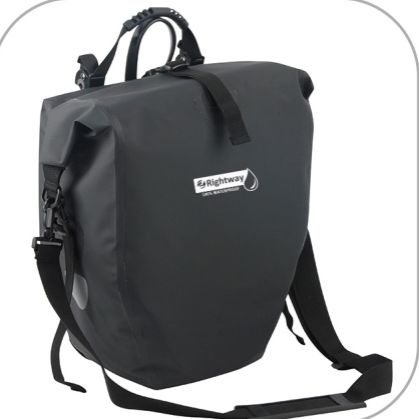 Waterproof single rear pannier