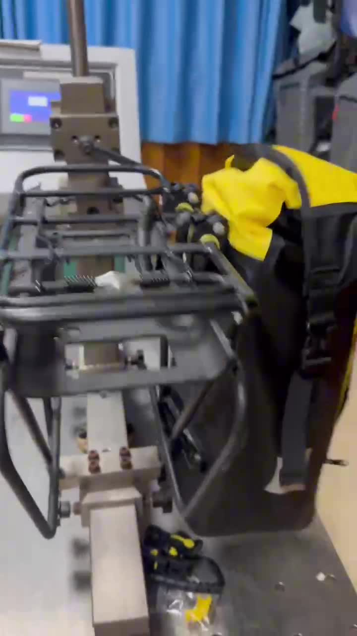 In-house bicycle bag vibration test equipment